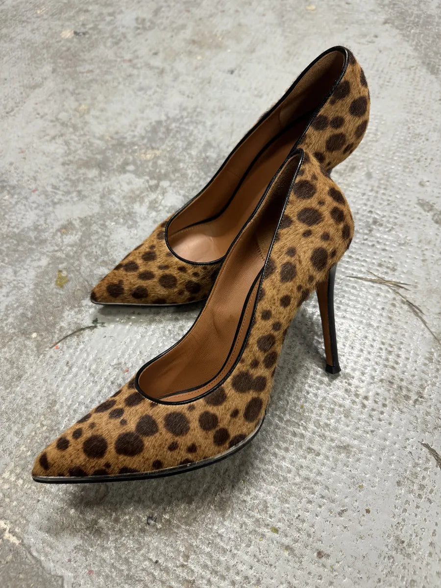 Givenchy Leopard Pony Hair Heel Pumps YFDqoLs 1