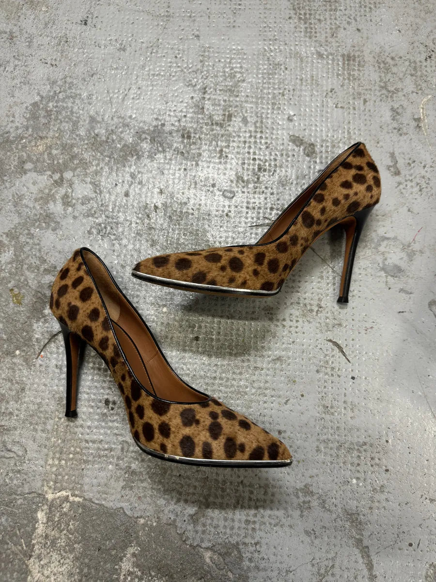 Givenchy Leopard Pony Hair Heel Pumps YFDqoLs 2