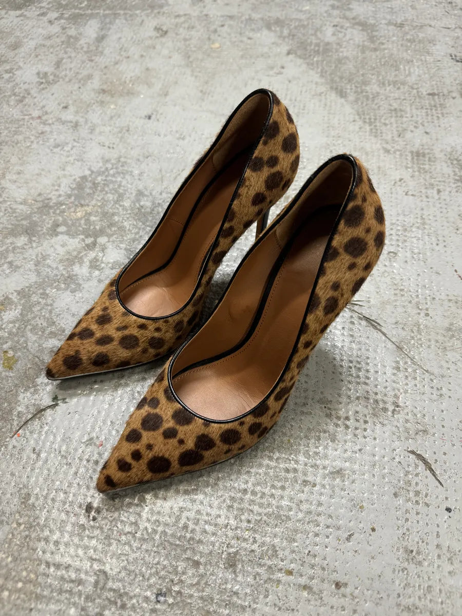 Givenchy Leopard Pony Hair Heel Pumps YFDqoLs 6
