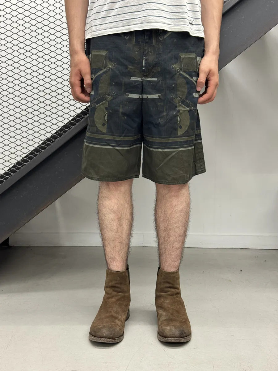 SS2014 Givenchy Khaki Avant-Garde Shorts by Riccardo Tisci qeZWYVu 1