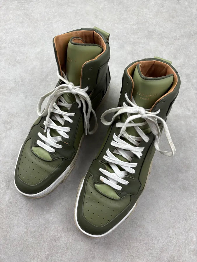 AW2014 Givenchy Olive Tyson High Leather Sneakers by Riccardo Tisci wtnpxCm 2