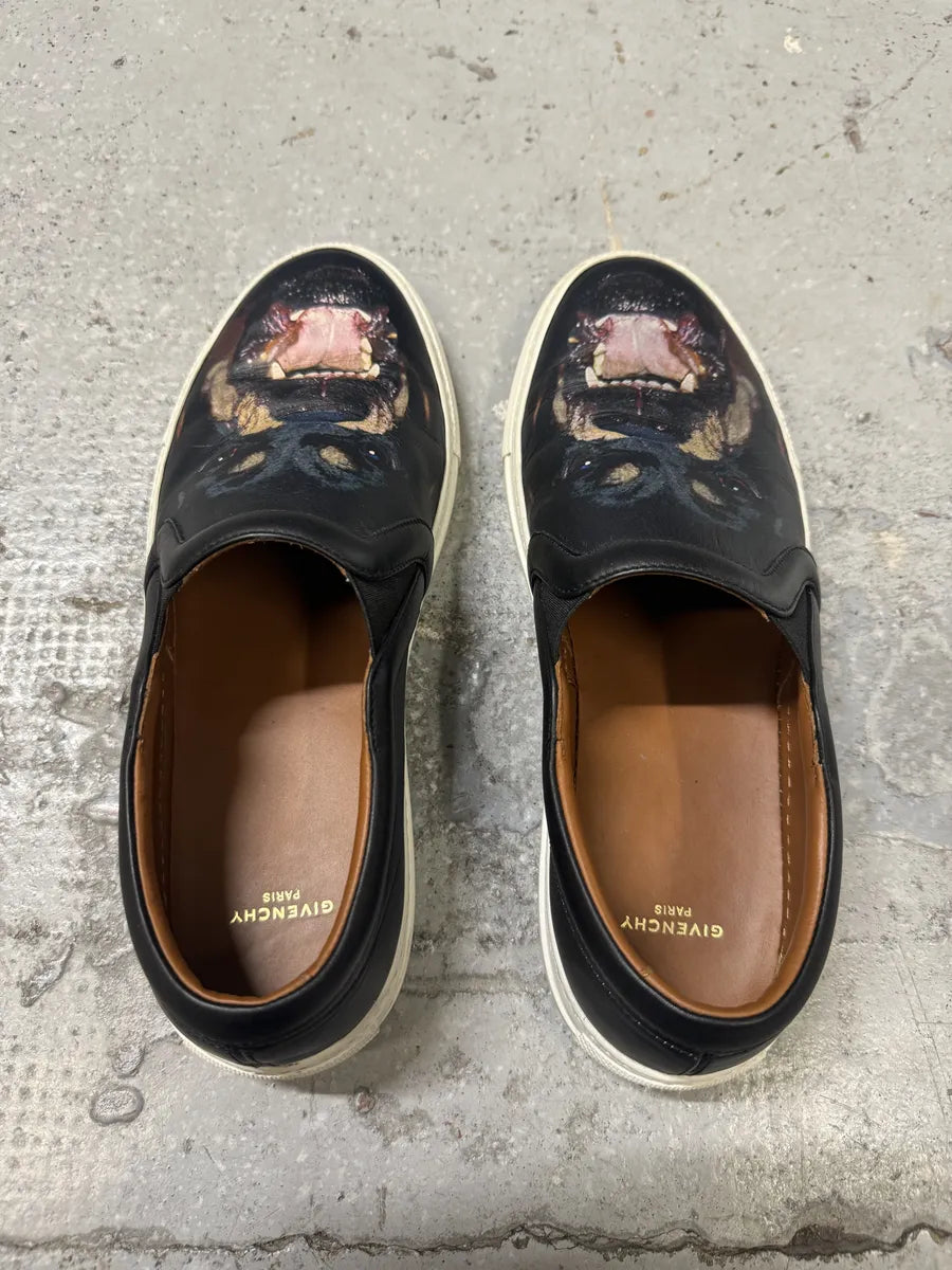 Givenchy Rottweiler Dog Black Leather Slip On Shoes NNoLjtC 9
