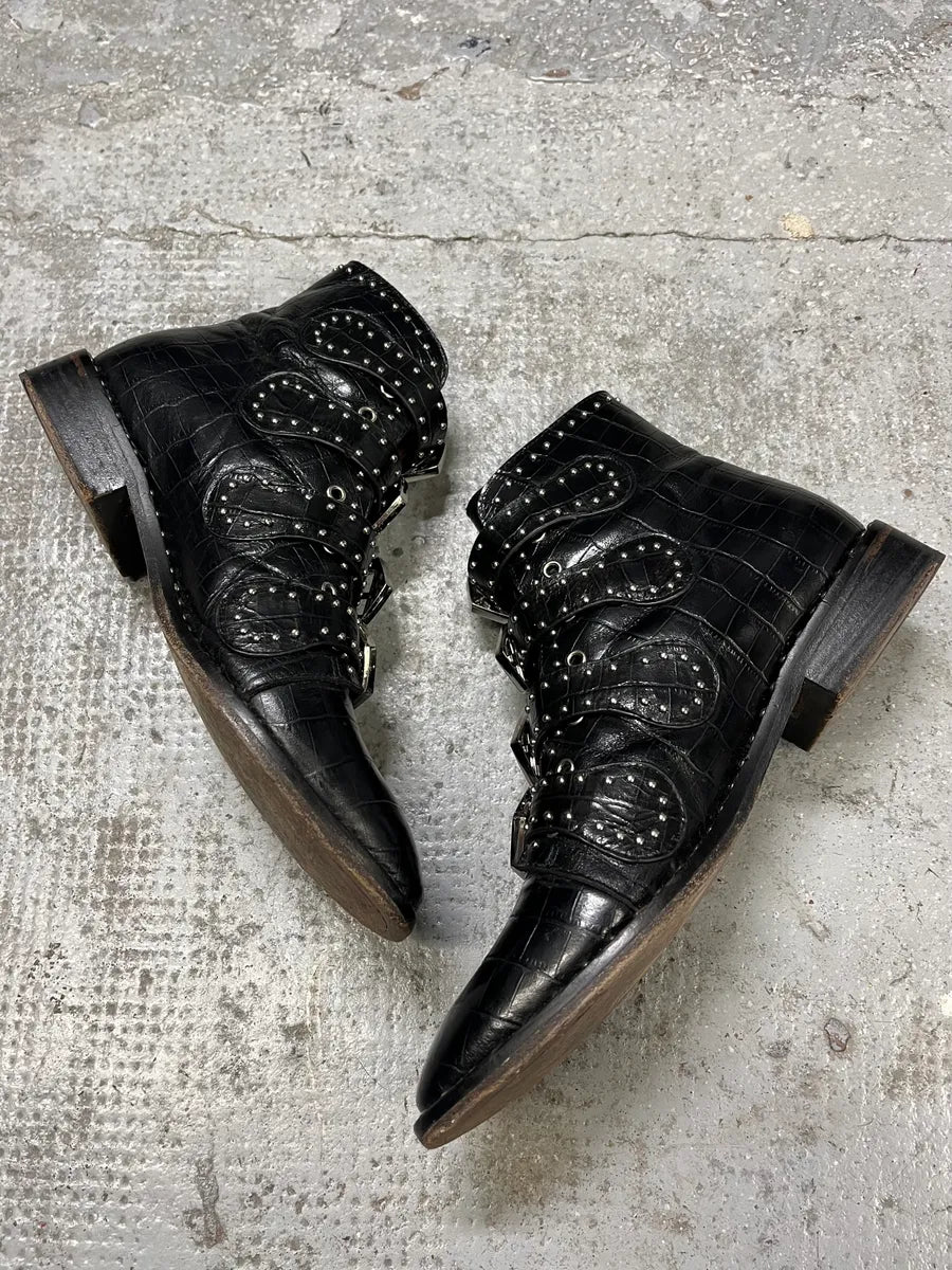 Givenchy Straps Studded Black Leather Boots LGYFUOJ 1