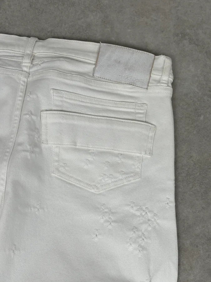 2010s Givenchy White Distressed Denim Jeans zpZacdZ 7