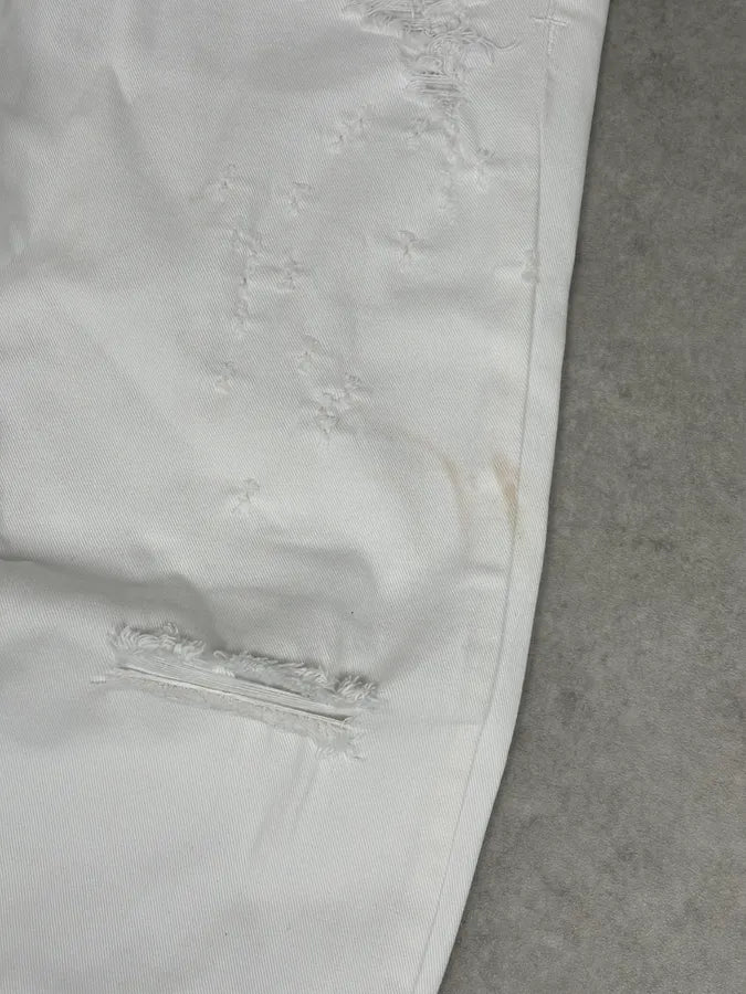 2010s Givenchy White Distressed Denim Jeans zpZacdZ 9