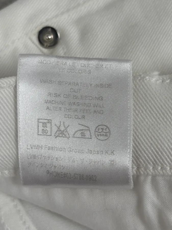 2010s Givenchy White Distressed Denim Jeans zpZacdZ 12