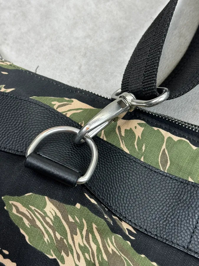Golden Goose Black & Olive Tiger Camo Travel Bag HtoDtRA 9