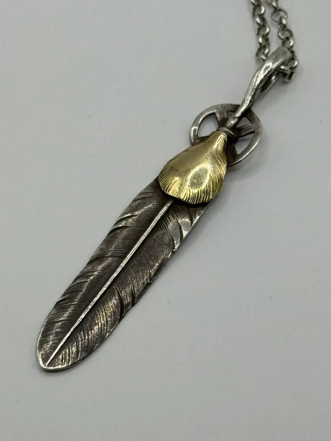Goro’s Gold Top Heart Wheel Feather Silver Pendant vHTtkZQ 0