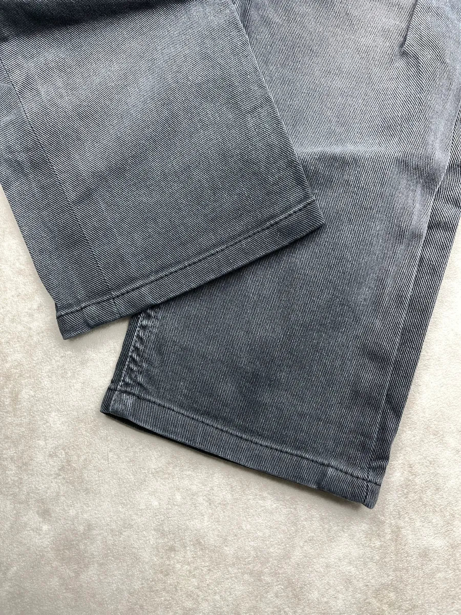SS2012 Pierre Balmain Grey Denim Distressed Zip-Pocket Jeans gtxJKaVh 6