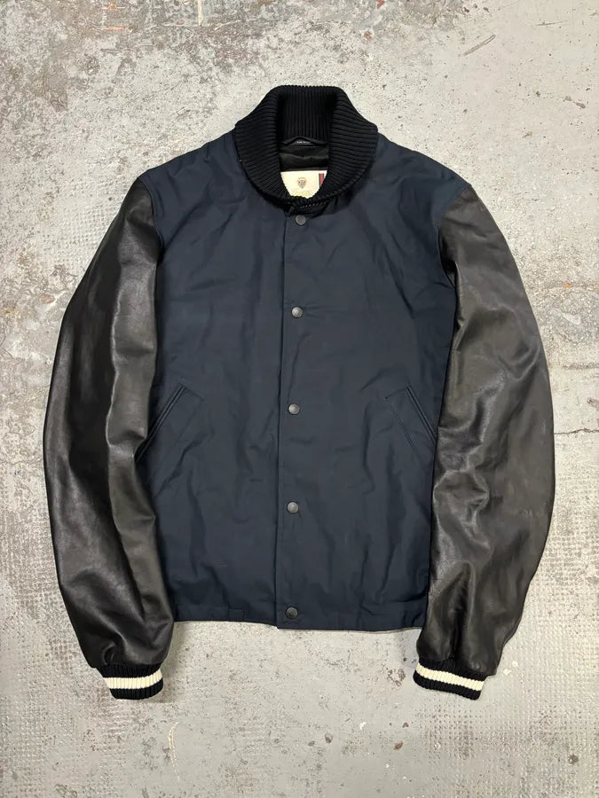 FW2010 Gucci Leather Black & Navy Varsity Bomber Jacket by Frida Giannini OpHsAiB 0