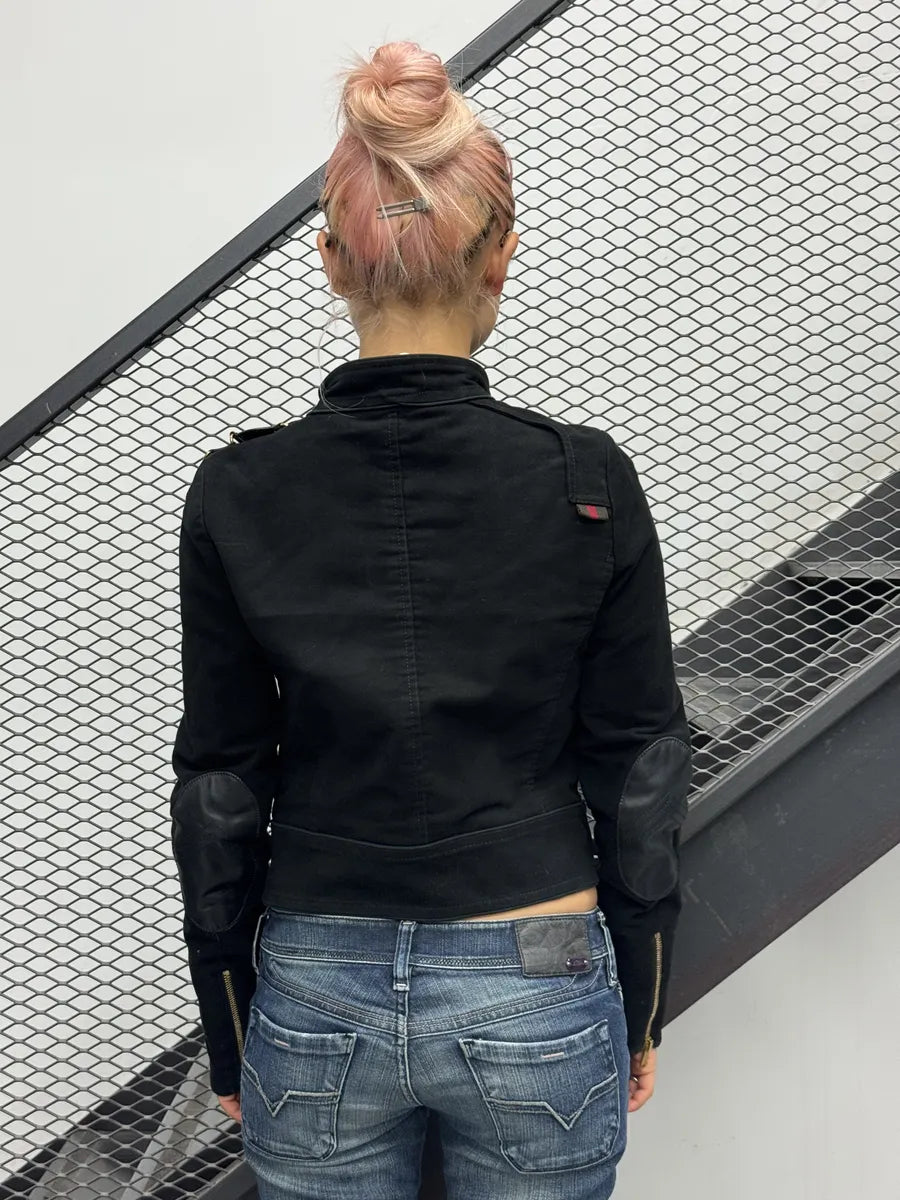 AW2007 Gucci Asymmetrical Buttoned Black Jacket by Frida Giannini XCsyyxd 2