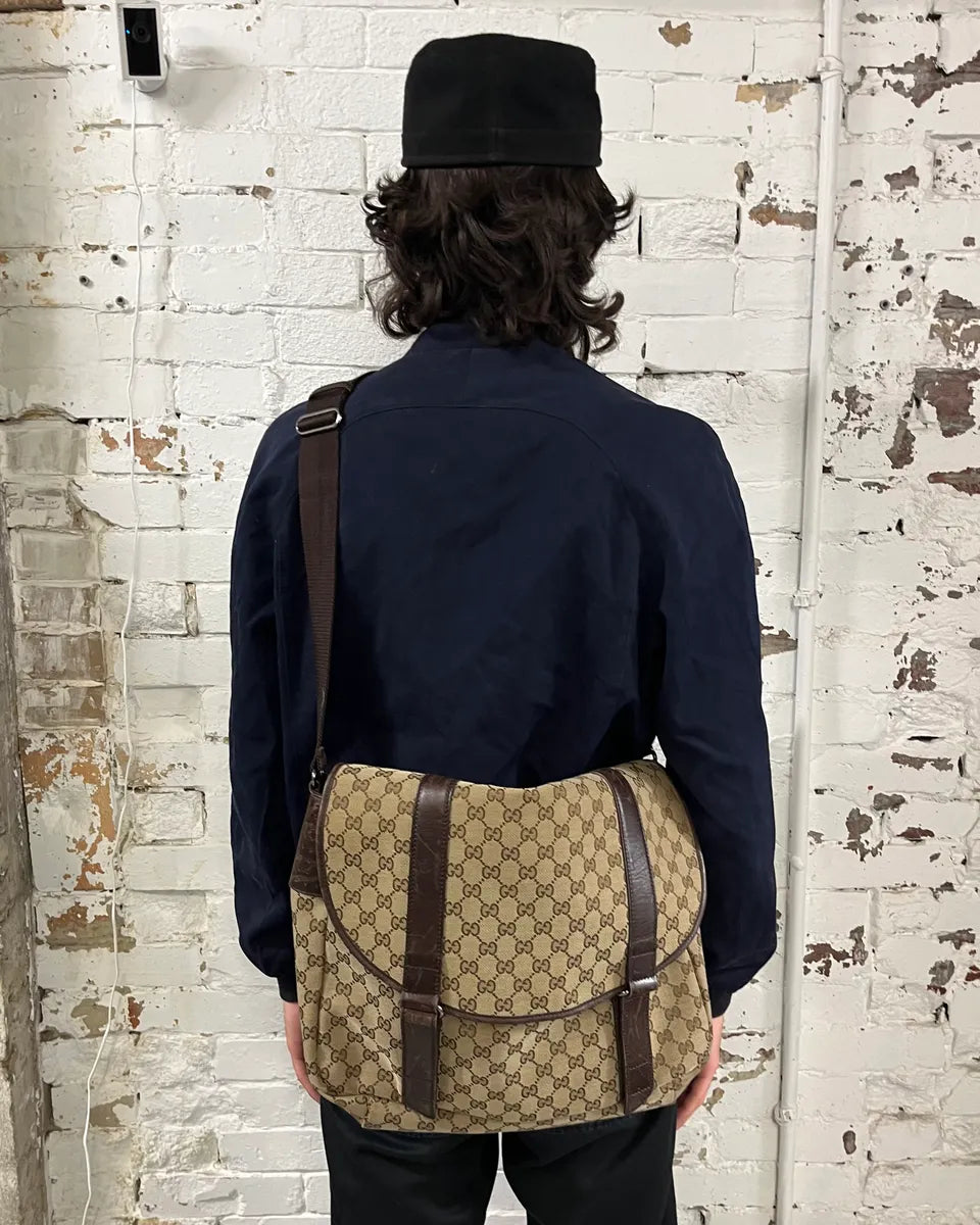 Gucci Beige Canvas Monogram Messenger Bag yPlkQKM 2