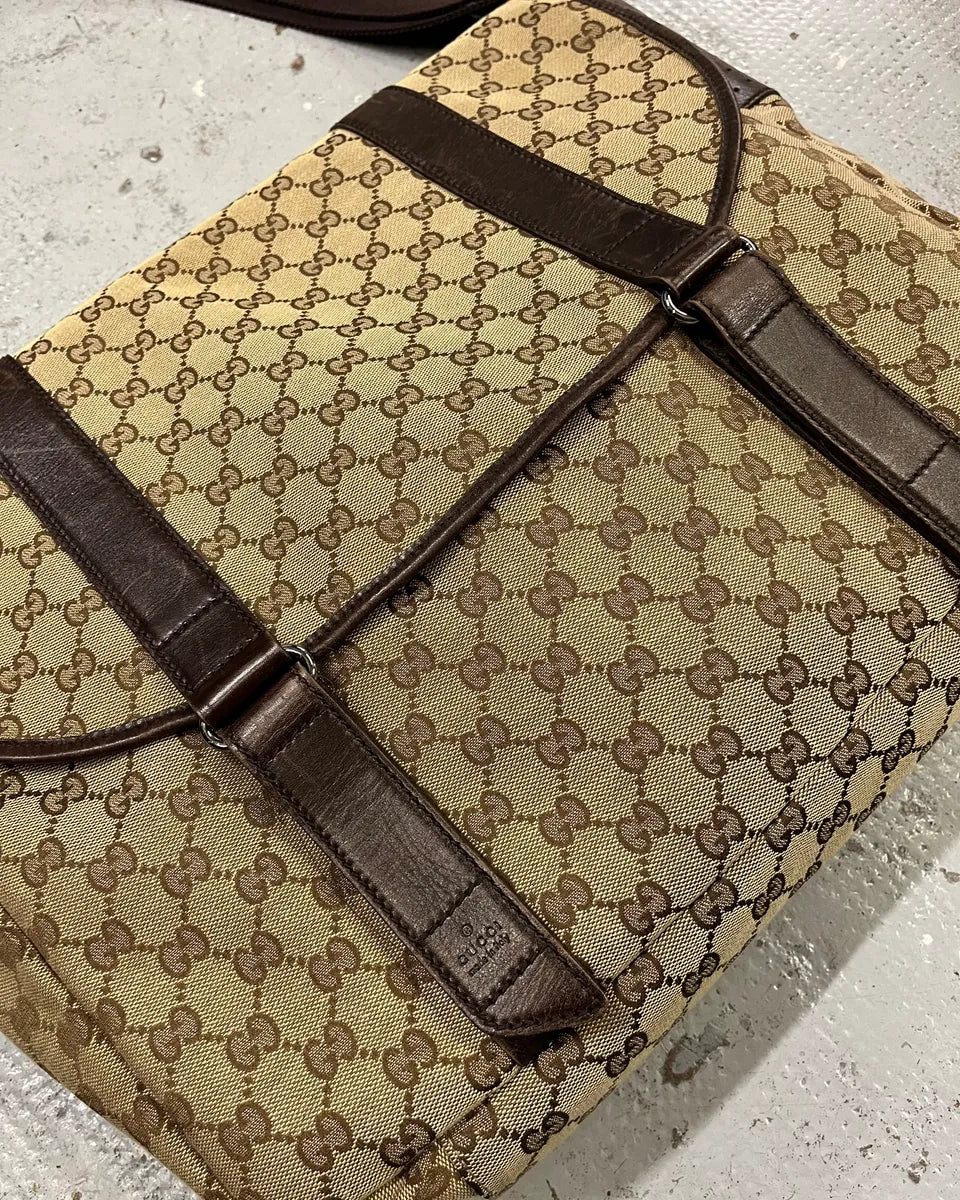 Gucci Beige Canvas Monogram Messenger Bag yPlkQKM 4