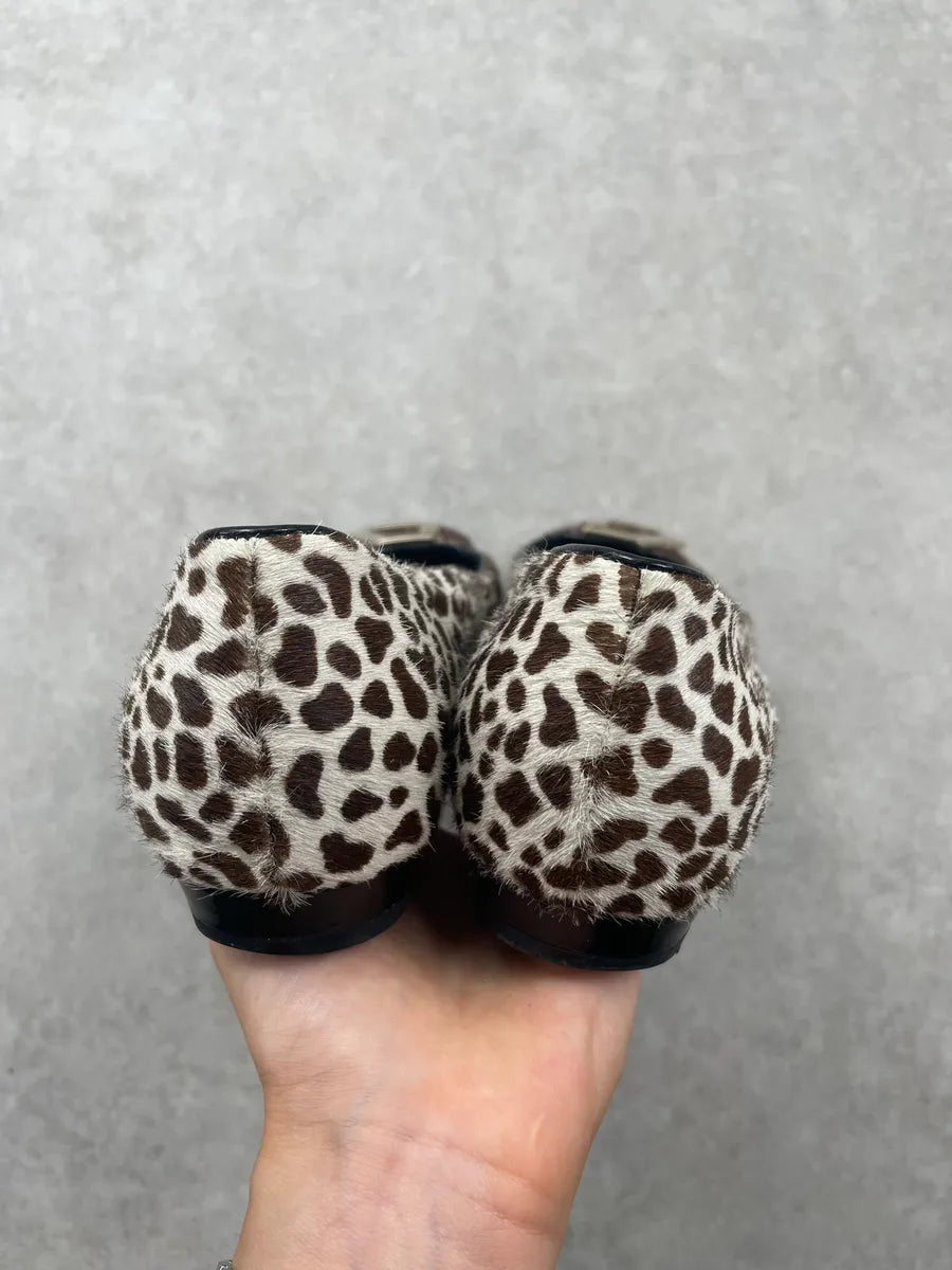 2000s Gucci Beige Leather Leopard Print Flats VbSZTPb 5