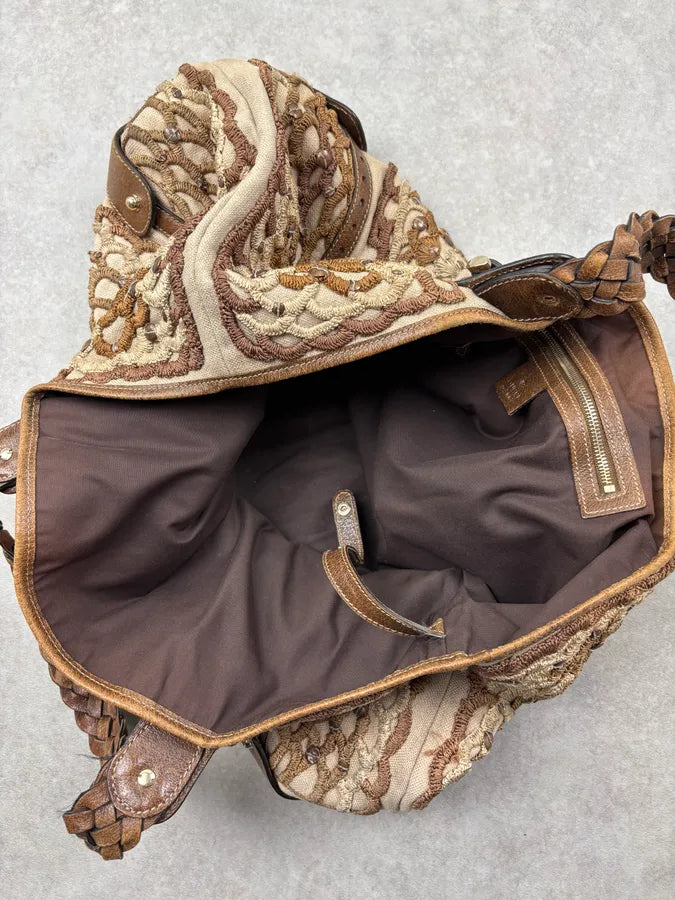 2000s Gucci Beige Leather Linen Embroidered Studded Handle Bag yFmgpEE 18