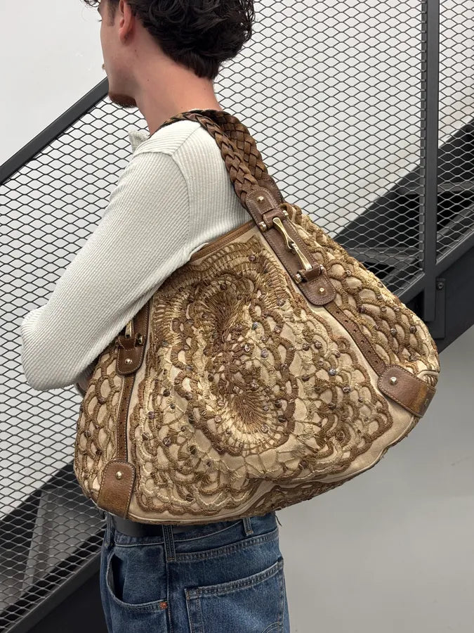 2000s Gucci Beige Leather Linen Embroidered Studded Handle Bag yFmgpEE 3