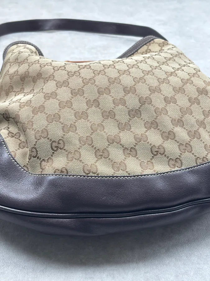 2000s Gucci Beige Monogram Peggy Hobo Bag yFbtnMn 14