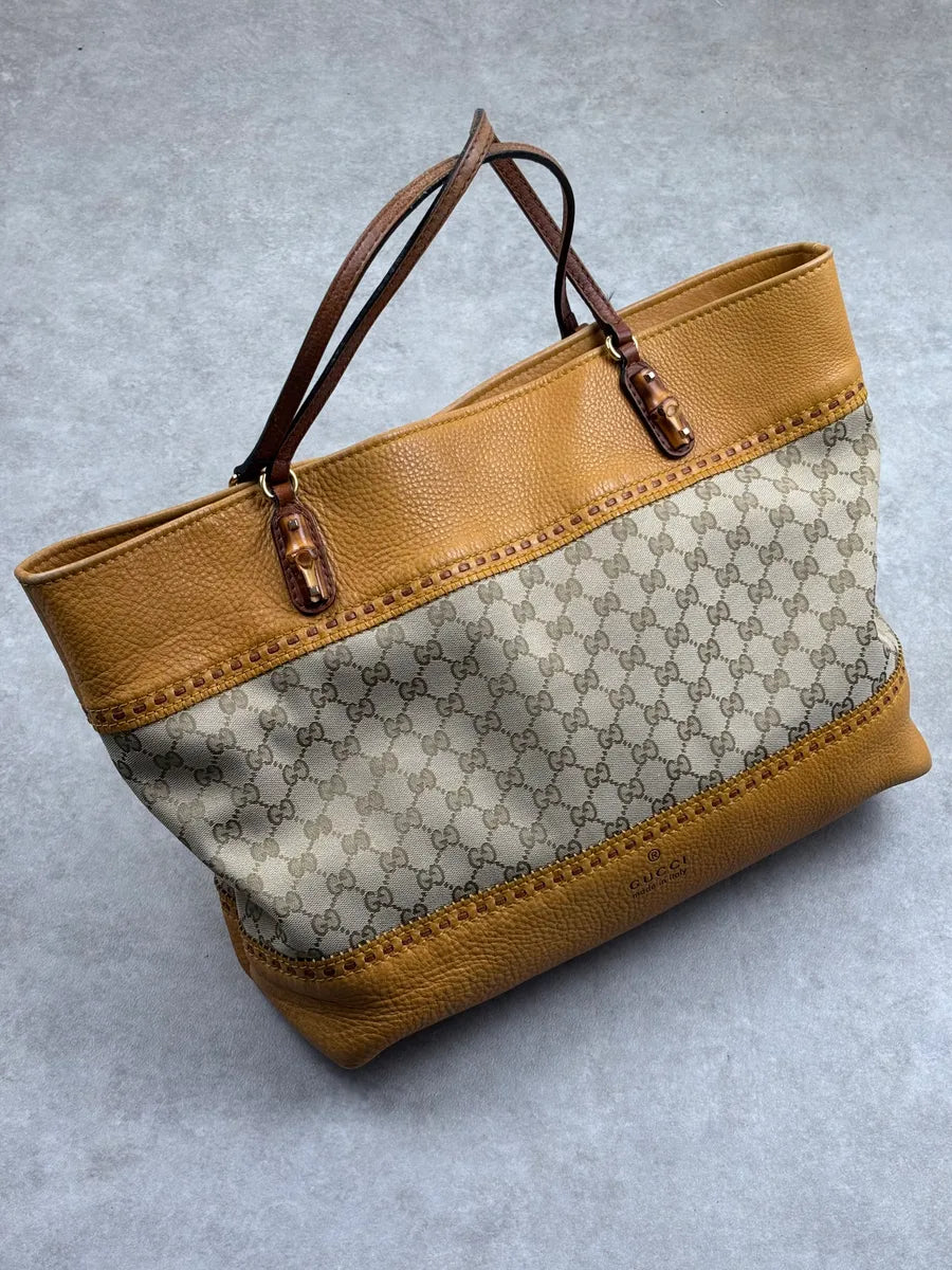 2000s Gucci Beige Mustard GG Laidback Crafy Canvas Leather Tote Bag zEkAQKd 1