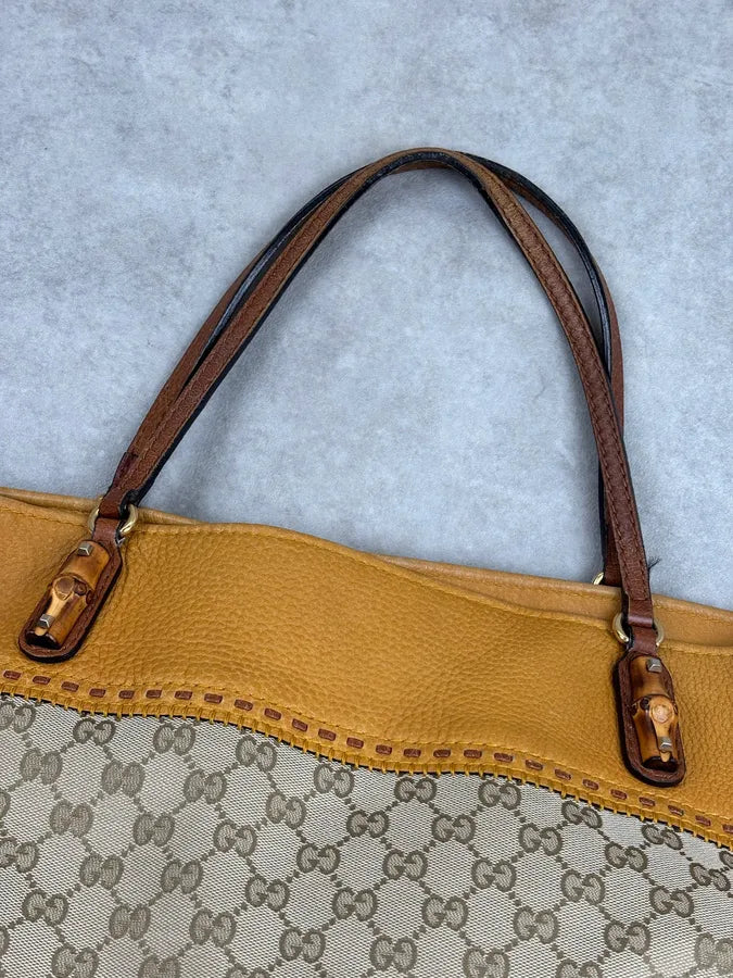 2000s Gucci Beige Mustard GG Laidback Crafy Canvas Leather Tote Bag zEkAQKd 5