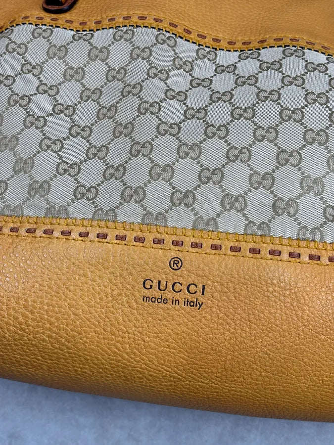 2000s Gucci Beige Mustard GG Laidback Crafy Canvas Leather Tote Bag zEkAQKd 7