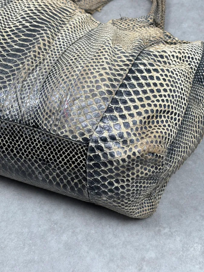 2000s Gucci Beige Python Embossed Hysteria Handle Bag upiBhmR 6