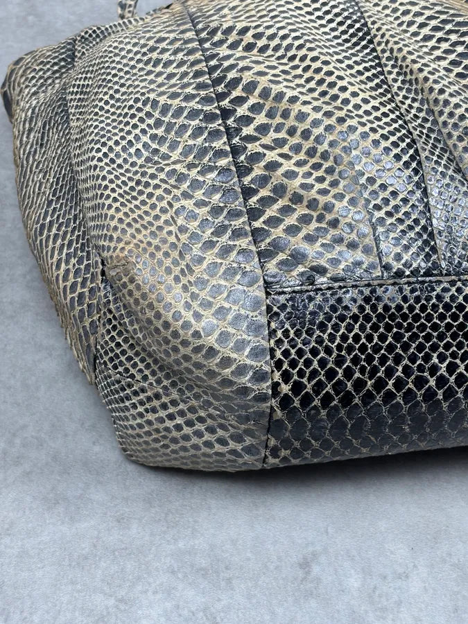 2000s Gucci Beige Python Embossed Hysteria Handle Bag upiBhmR 7
