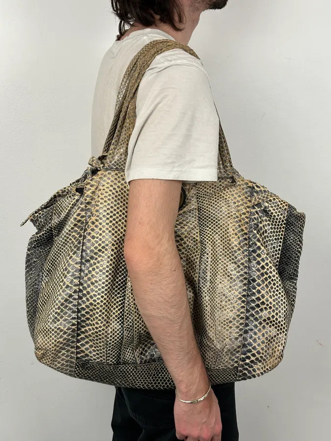 2000s Gucci Beige Python Embossed Hysteria Handle Bag upiBhmR 2