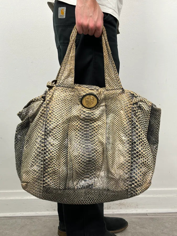 2000s Gucci Beige Python Embossed Hysteria Handle Bag upiBhmR 1