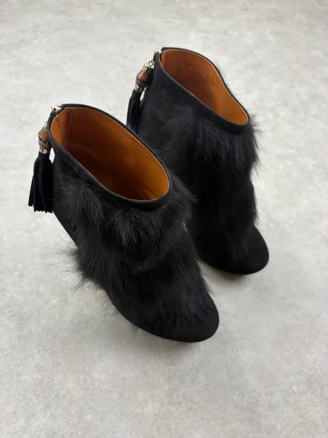 AW2011 Gucci Black Fur Suede Leather Heels by Frida Giannini WXOMEyY 3