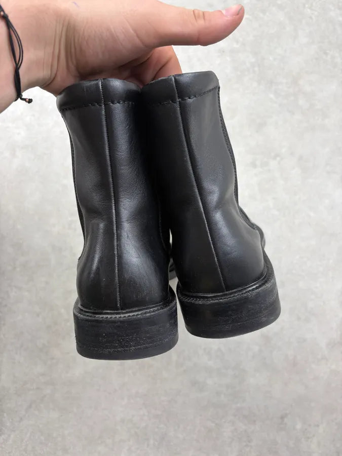 Gucci Black Leather Chelsea Boots onVZyvs 6