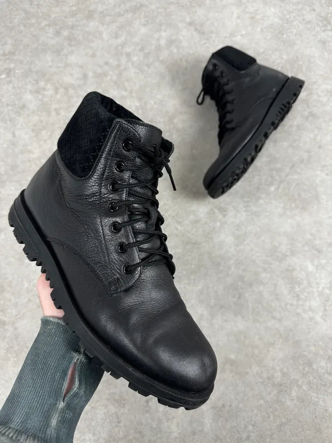 Gucci Black Leather Lace-Up Textured Cuff Boots LiFaGbk 0