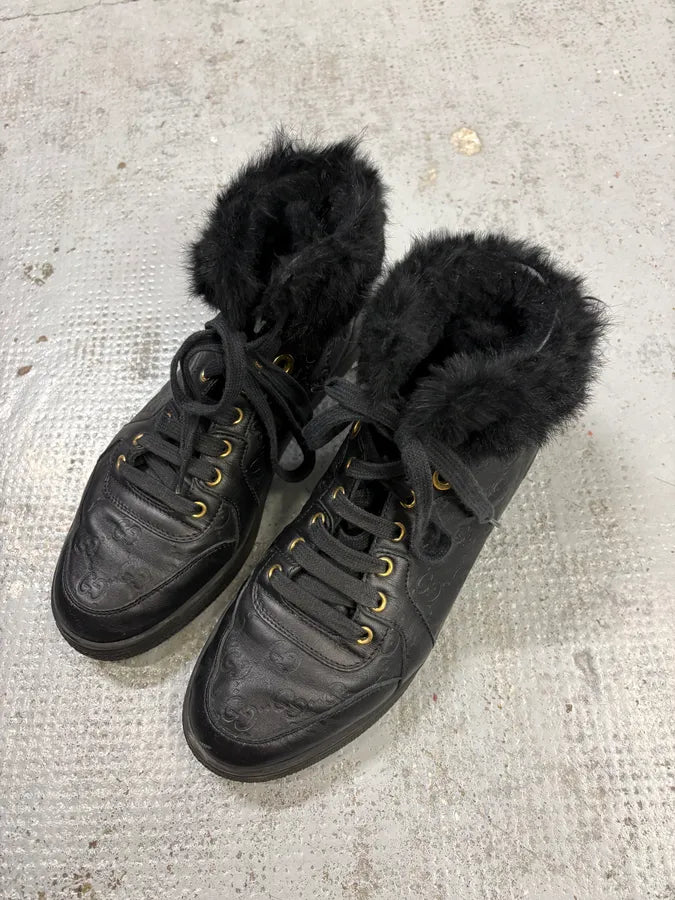 2010s Gucci Black Leather Fur Monogram Sneakers gsxDPLY 2