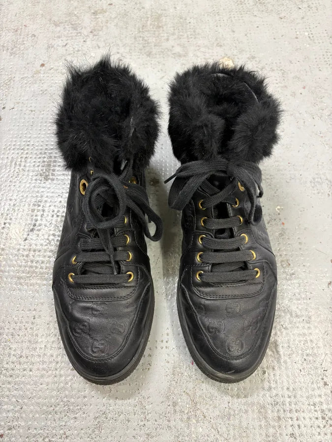 2010s Gucci Black Leather Fur Monogram Sneakers gsxDPLY 1