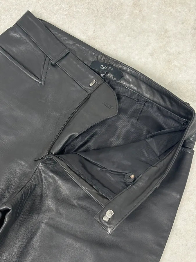 2000s Gucci Black Minimalist Leather Slim Pants by Tom Ford yAmIhWh 8