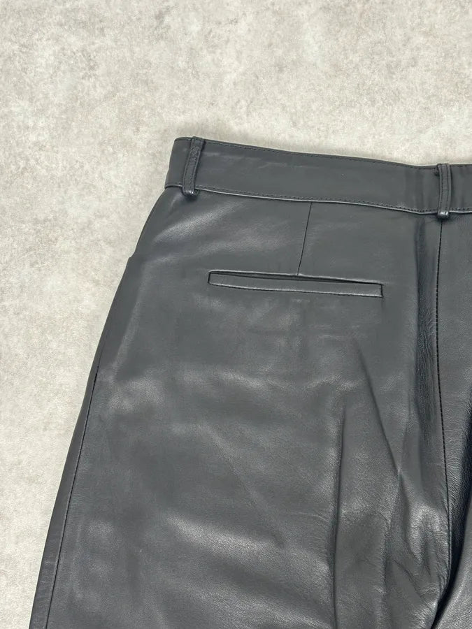 2000s Gucci Black Minimalist Leather Slim Pants by Tom Ford yAmIhWh 7