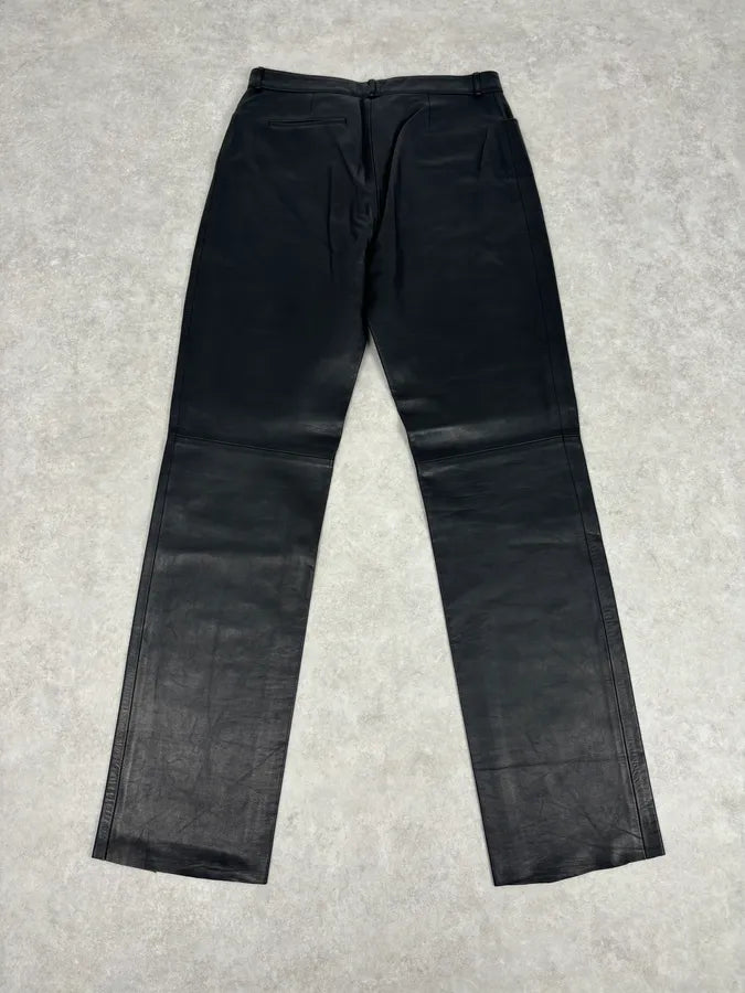 2000s Gucci Black Minimalist Leather Slim Pants by Tom Ford yAmIhWh 5