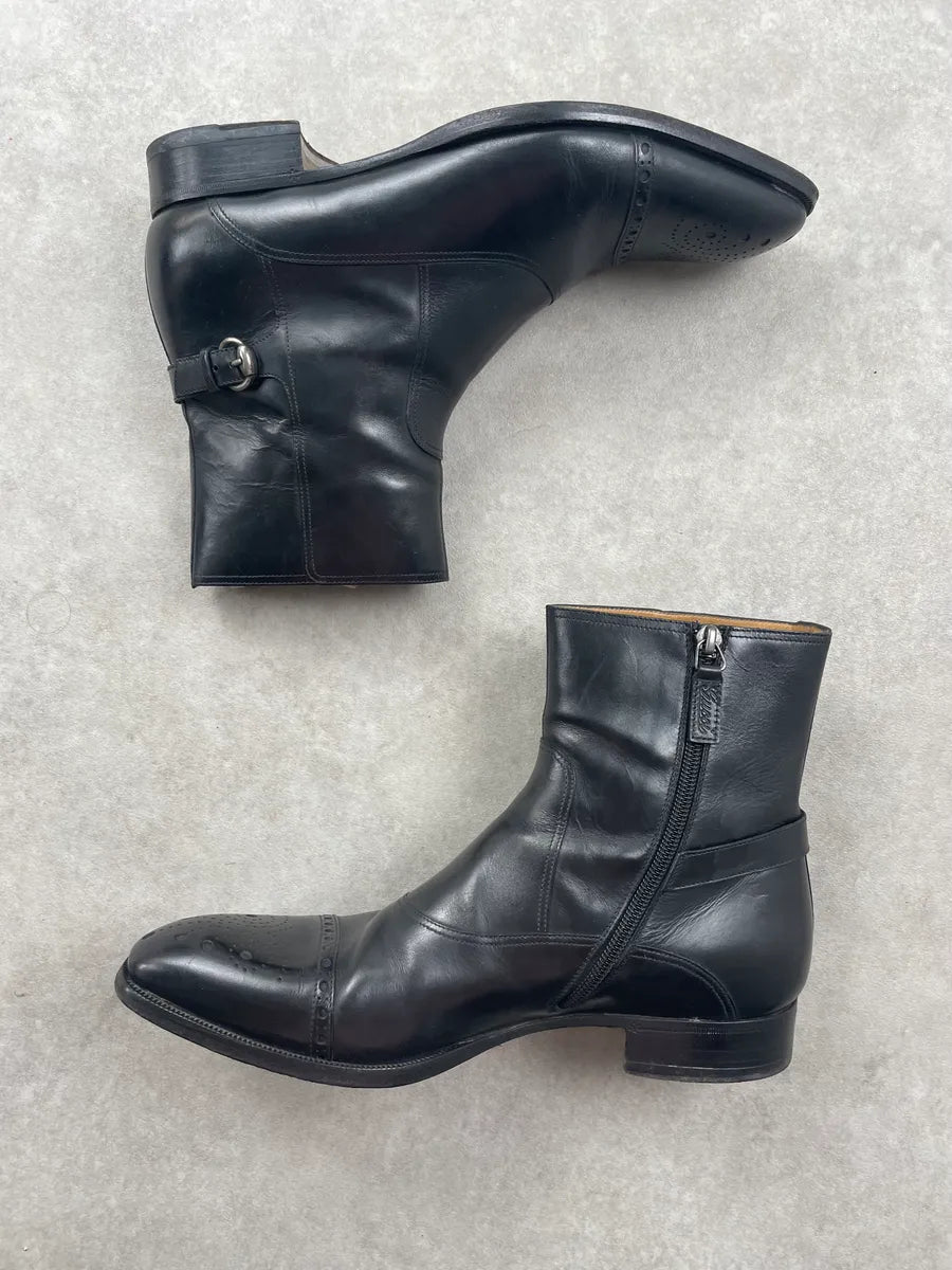 Gucci Black Leather Perforated Brogue Boots jgqeIQT 2