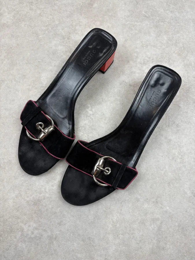 SS2007 Gucci Black Velvet Buckle Mules Shoes by Frida Giannini SFPNHpT 2