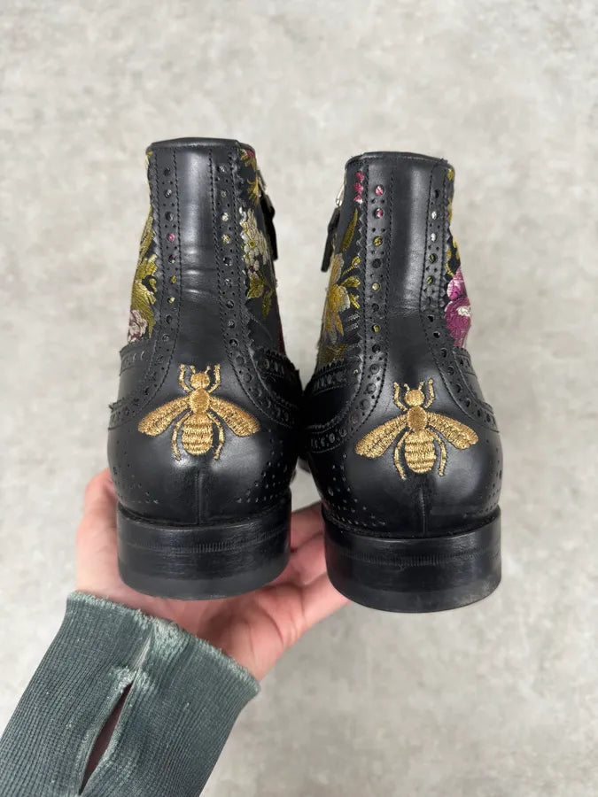 Gucci Black Embroidered Flowers Brogue Boots rLEMSuS 8