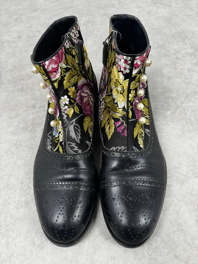 Gucci Black Embroidered Flowers Brogue Boots rLEMSuS 5