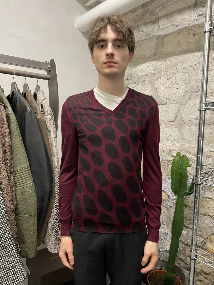 Gucci Cashmere V Animal Print Bordeaux & Black Sweater (S/M) 1