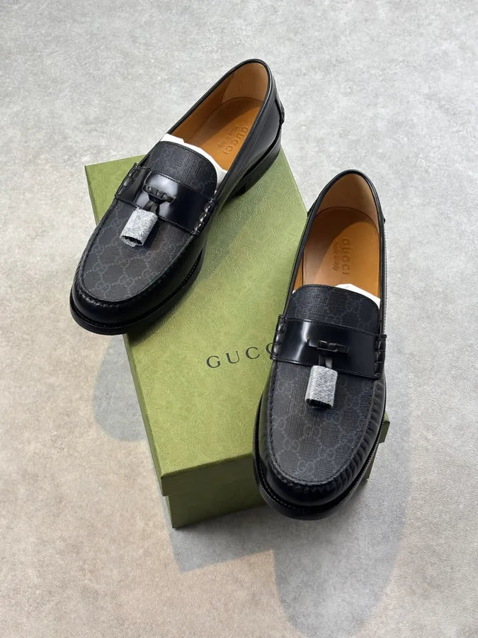 Gucci GG Supreme Tassel Leather Loafers Black PJVfHcj 0