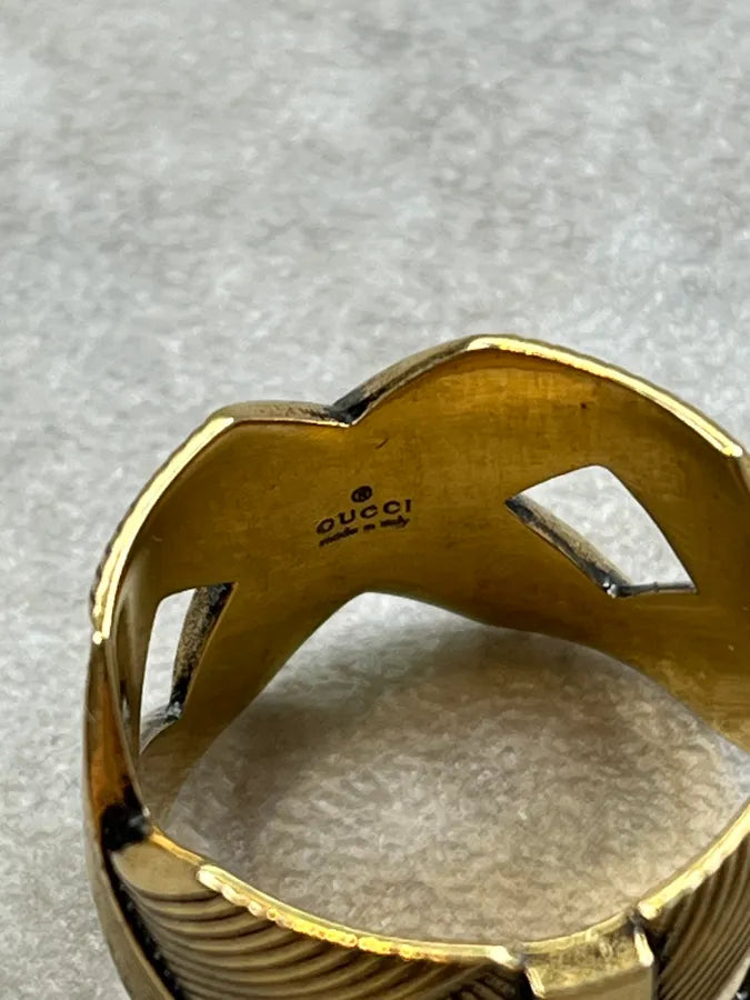 Gucci Gold Brass Textured Ring mJRifIB 4