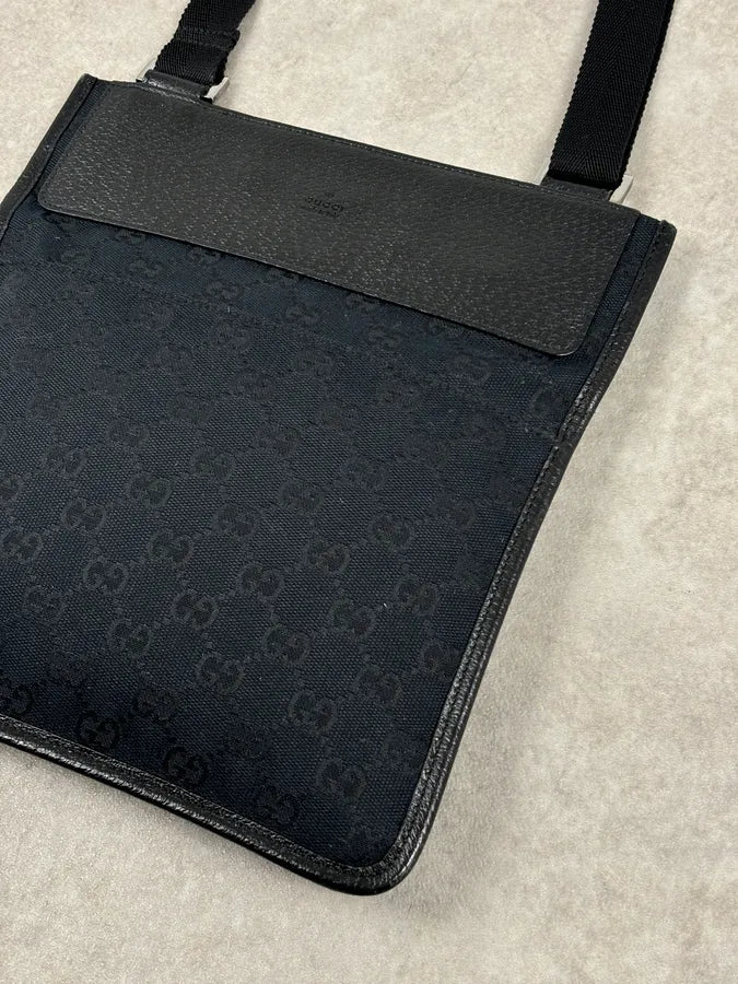 SS2003 Gucci Black Canvas Monogram Crossbody Bag XiJuHbI 5