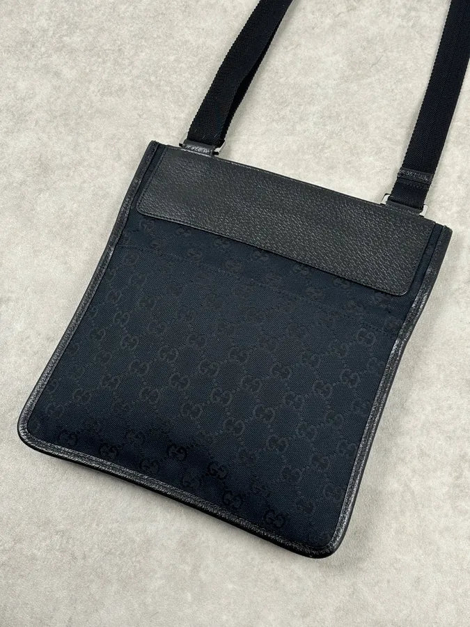 SS2003 Gucci Black Canvas Monogram Crossbody Bag XiJuHbI 4