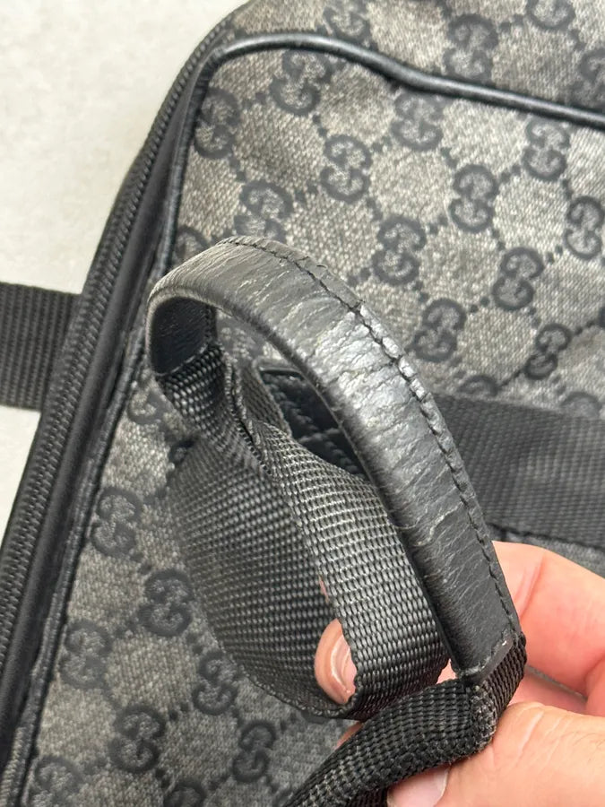 2000s Gucci Grey Monogram Canvas Handle Bag RUjZpig 7