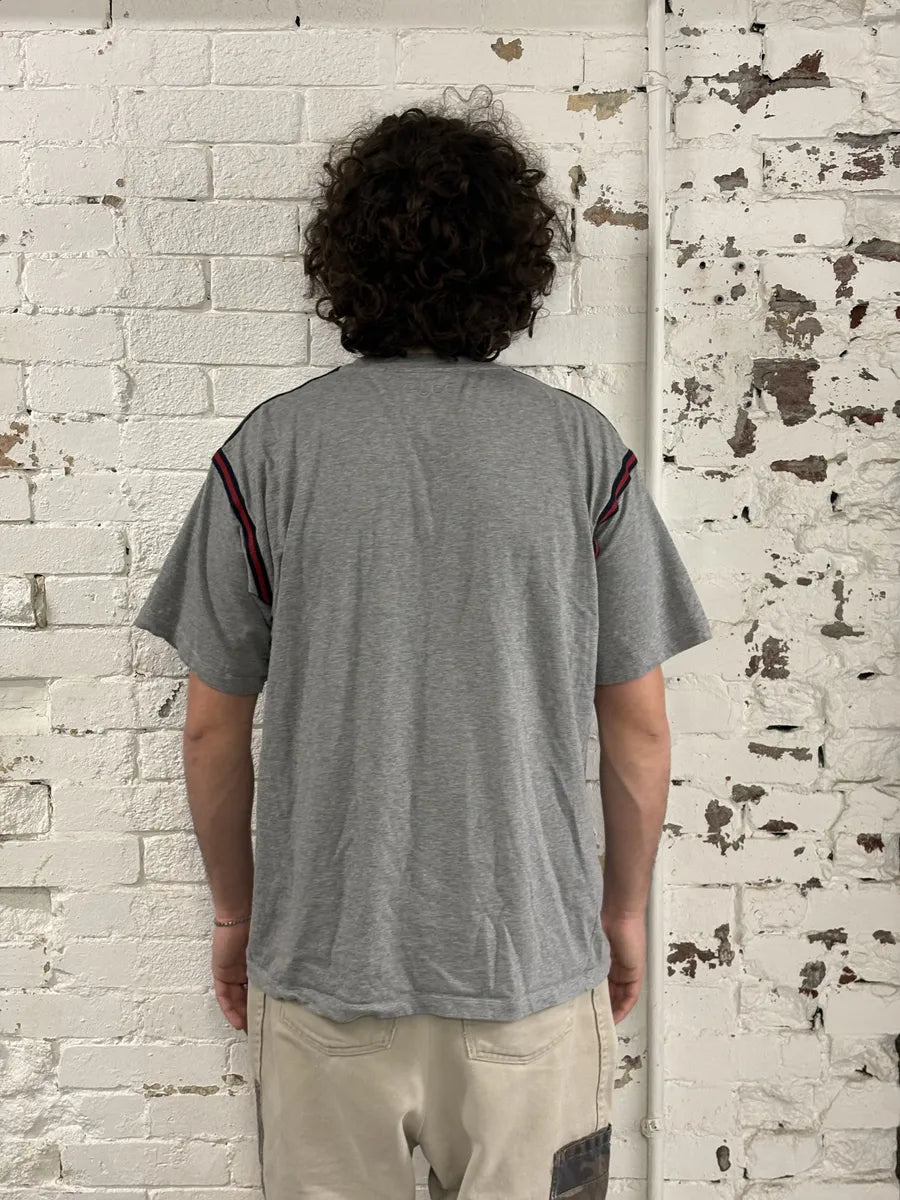 Gucci Grey Signature Cozy T-Shirt ATKgsux 4