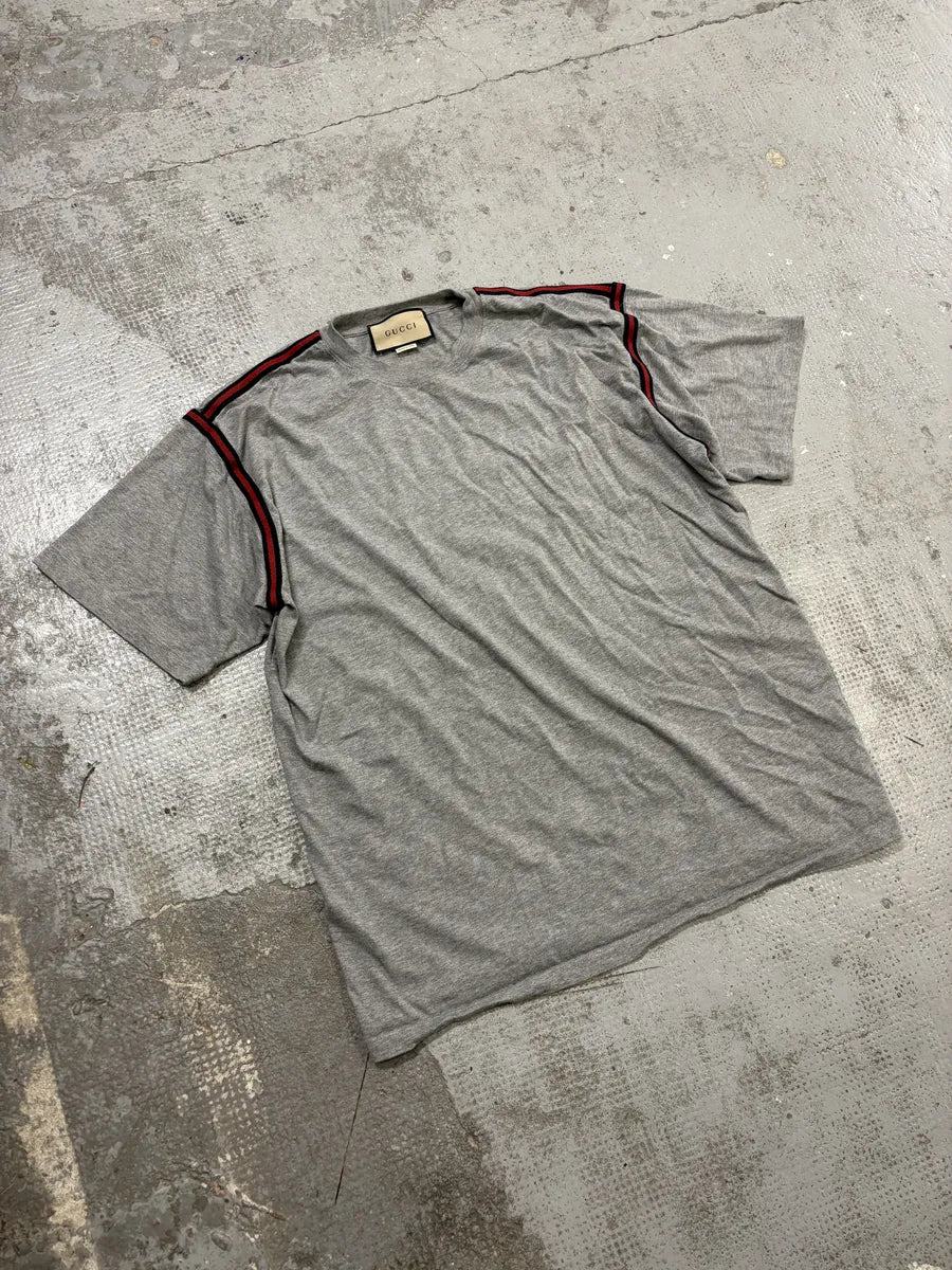 Gucci Grey Signature Cozy T-Shirt ATKgsux 8