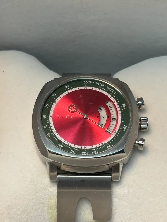 Gucci Grip Red Stainless Steel Quartz Watch eBAdGNM 5