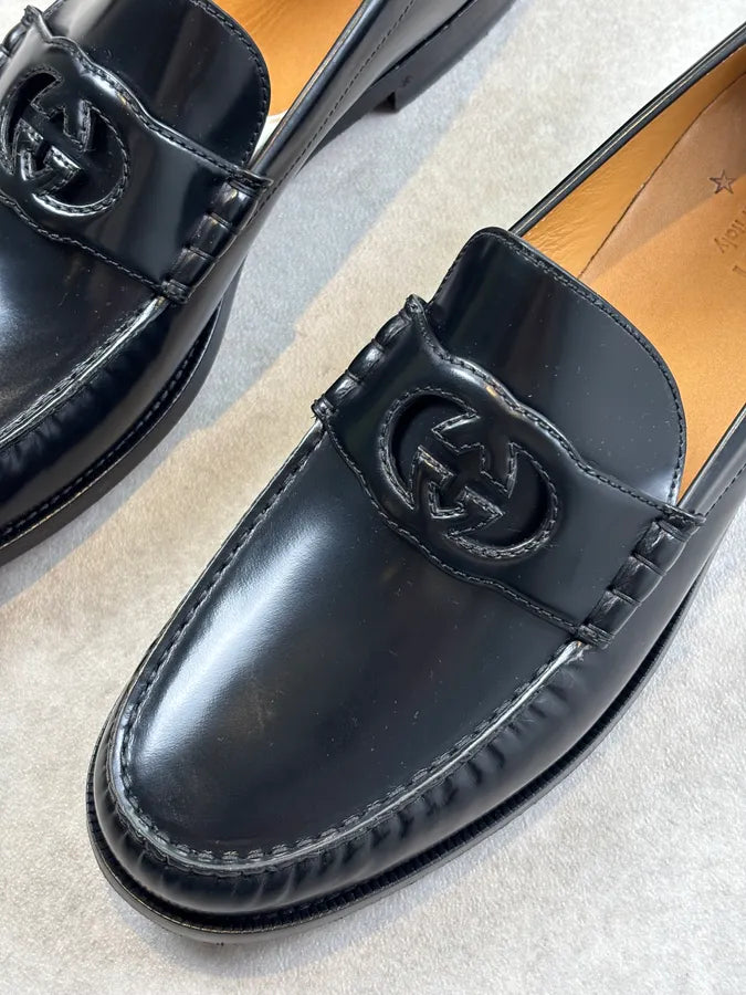 Gucci Interlocking GG Black Leather Loafers  qxMfUYW 5